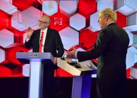 Corbyn en Johnson spelen gelijk in laatste tv-debat