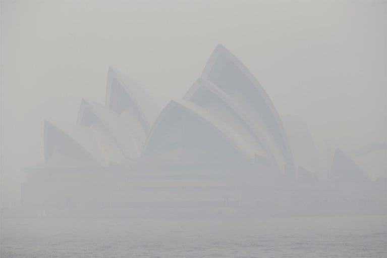 Sydney gehuld in dikke rook: luchtkwaliteit zeer slecht