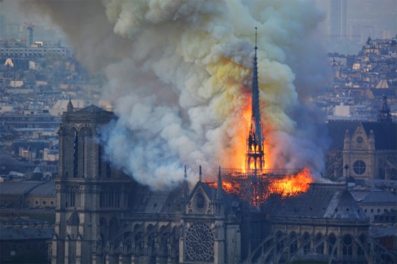 Wie had kunnen denken dat … we bijna de Notre-Dame kwijt waren?