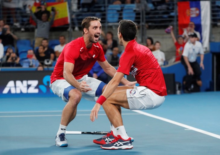 Djokovic sleept Servië voorbij Spanje en Nadal naar winst in eerste ATP Cup