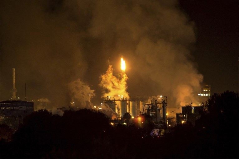 Zware brand in Spanje bij petrochemisch bedrijf: één dode