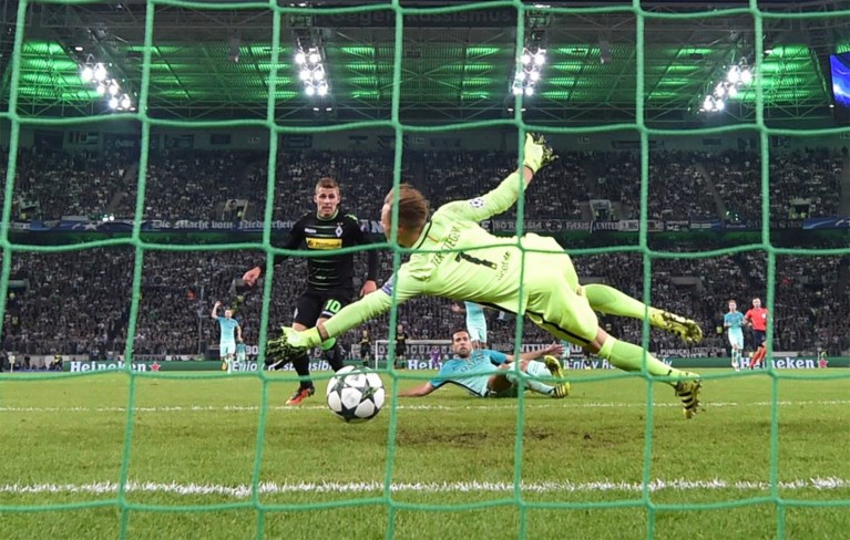 Belg scoorde doelpunt van het decennium voor Mönchengladbach (en het is niet Thorgan Hazard)