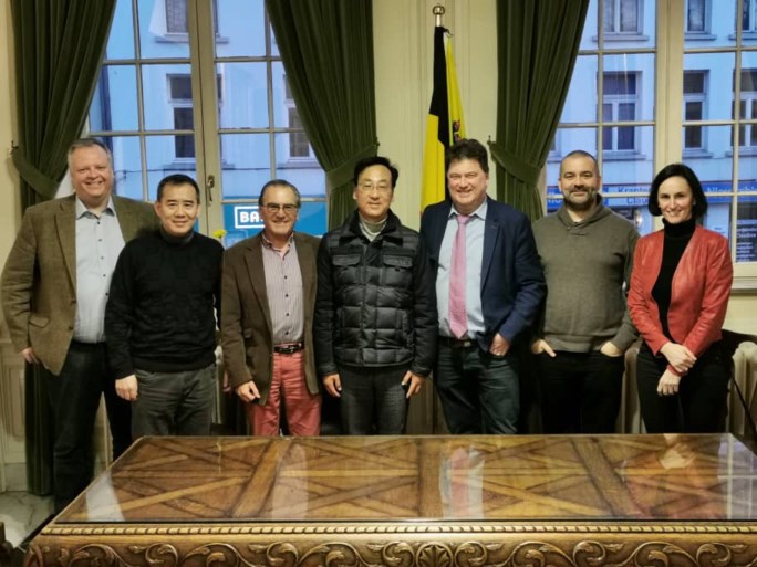 Sporting Lokeren blijft in Belgische handen, maar gaat samenwerken met Chinese groep