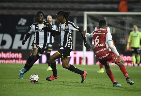 Charleroi vernedert Zulte Waregem met 4-0 - De Standaard