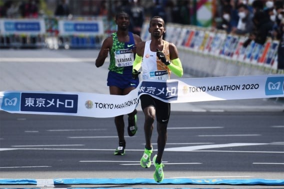 Bashir Abdi na zijn fenomenaal record: 'Elke marathon die ...