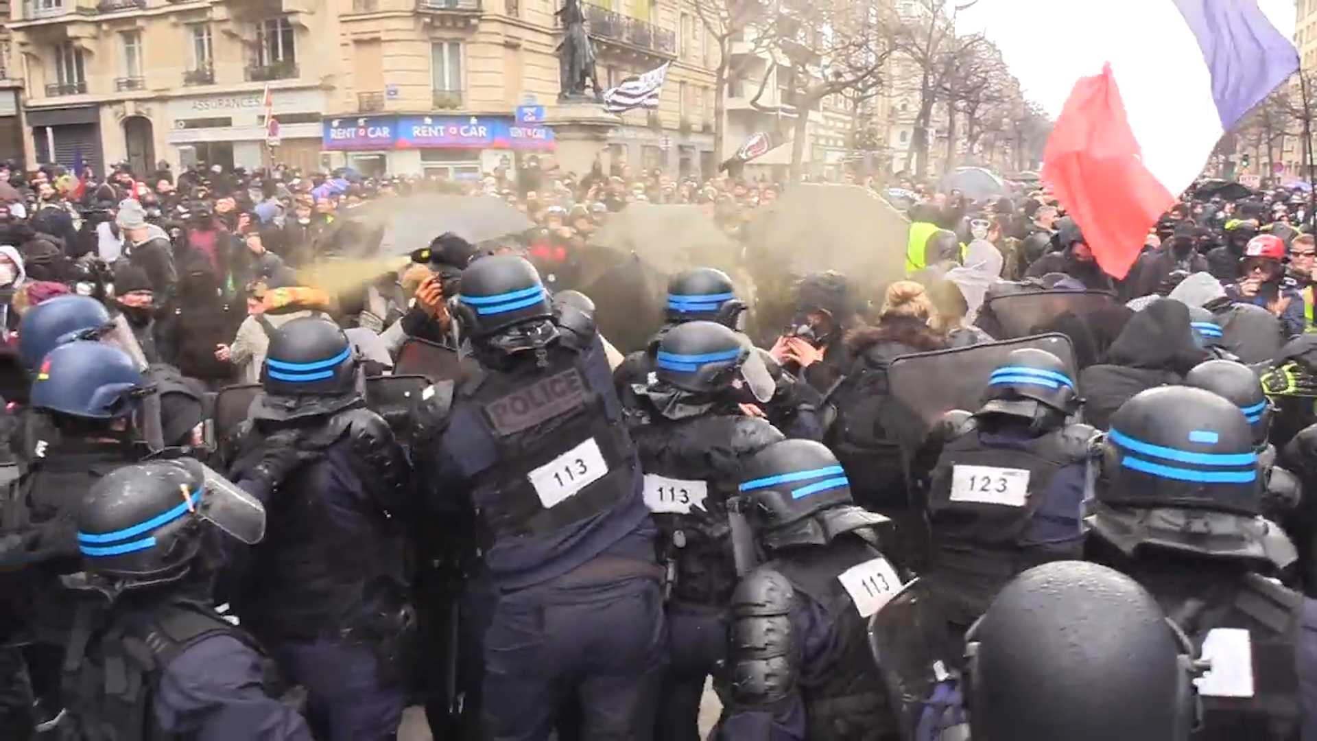 Gele Hesjes Negeren Coronamaatregelen Gewelddadig Protest I De Standaard Mobile