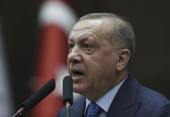 Erdogan krabbelt terug, Turks-Griekse grens weer op slot