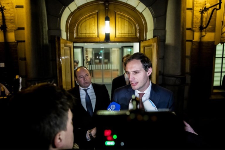 Waarom Pieter De Crem ons twee keer doet nadenken over een app en de dood opnieuw normaal wordt
