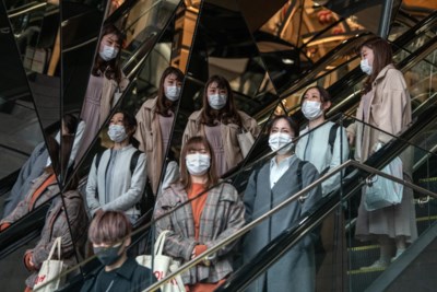 Heel Europa Worstelt Met De Zin En Onzin Van Mondmaskers De Standaard Mobile