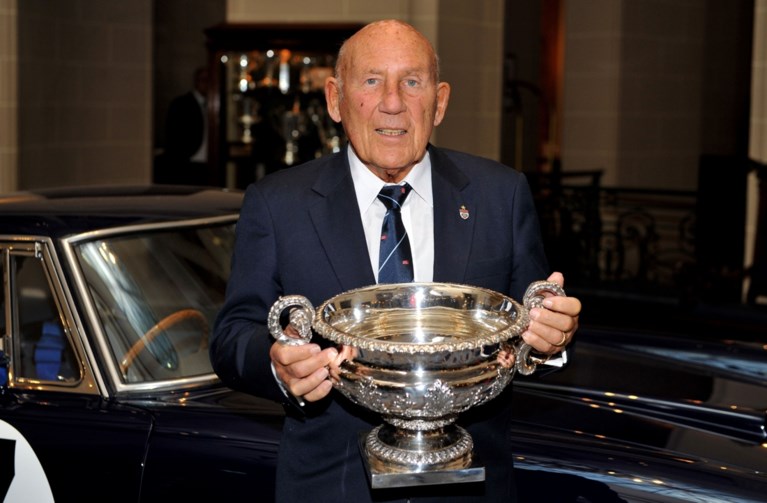 Stirling Moss, de beste rijder die nooit wereldkampioen werd, op 90-jarige leeftijd overleden