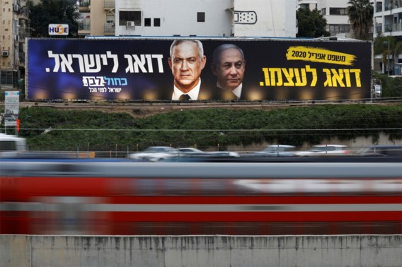 Netanyahu krijgt steun voor regering, maar moet volgend jaar macht afstaan