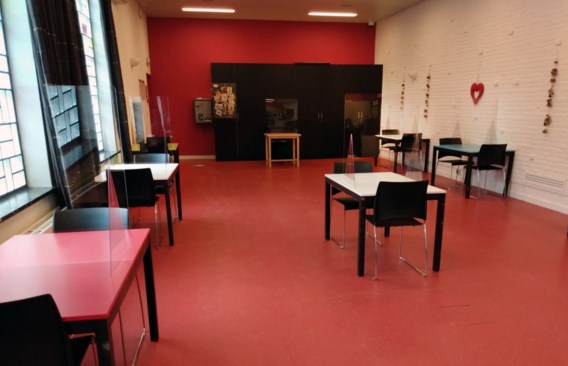 https://static.standaard.be/Assets/Images_Upload/2020/05/25/c3753c0a-9e46-11ea-a348-a5f6167b55a4_web_scale_0.2189382_0.2189382__.jpg?maxheight=416&maxwidth=568&scale=both https://static.standaard.be/Assets/Images_Upload/2020/05/25/c3753c0a-9e46-11ea-a348-a5f6167b55a4_web_scale_0.2189382_0.2189382__.jpg?maxheight=416&maxwidth=568&scale=both