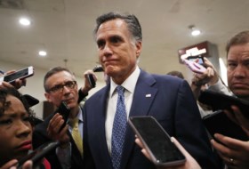 Oud-president Bush en presidentskandidaat Romney stemmen niet voor Trump