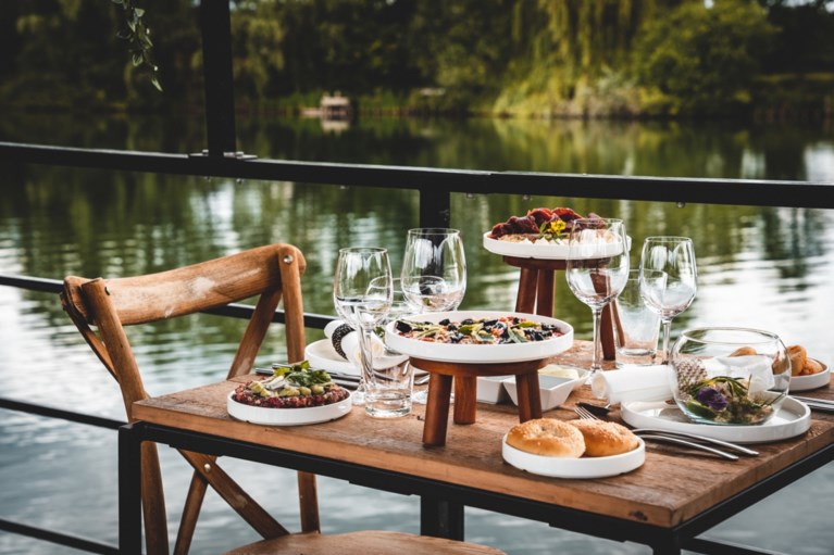 Dinner on the Lake verhuist naar Boom