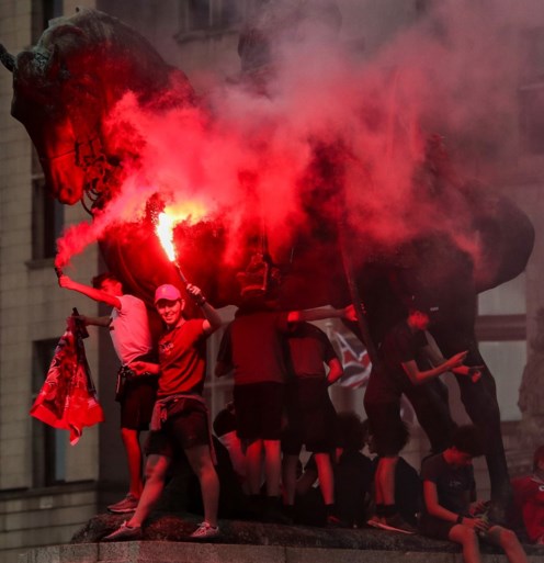 Liverpool veroordeelt titelvieringen supporters in volle pandemie
