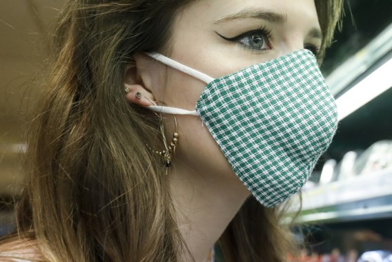 Oost-Vlaamse gouverneur schrapt mondmaskerplicht in supermarkten in Deinze