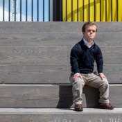 ‘Ik ben blijkbaar nogal naïef. Maar weet je, da’s ook mooi, hé?’