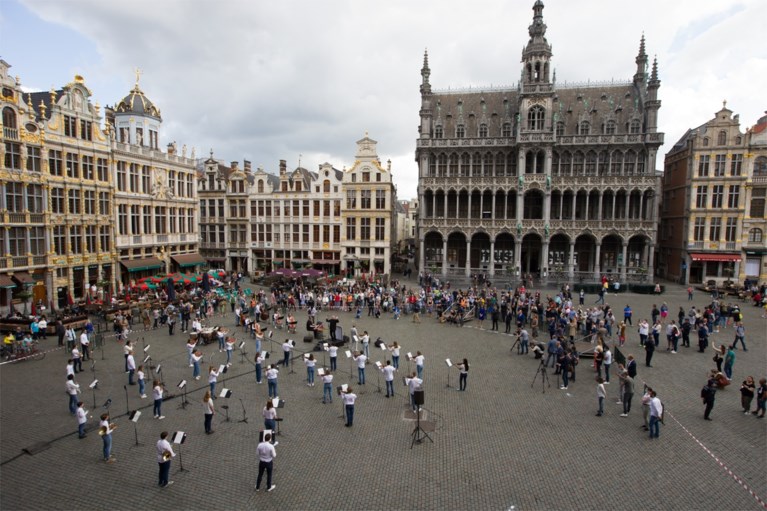 Will Tura verrast met concert op Brusselse Grote Markt