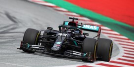 Lewis Hamilton domineert GP van Stiermarken, beide Ferrari’s rijden elkaar opnieuw uit de race