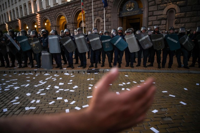 Opnieuw duizenden Bulgaren op straat om ontslag regering te eisen