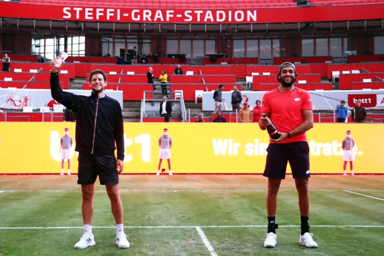 Dominic Thiem wint demonstratietoernooi in Berlijn na thriller in finale