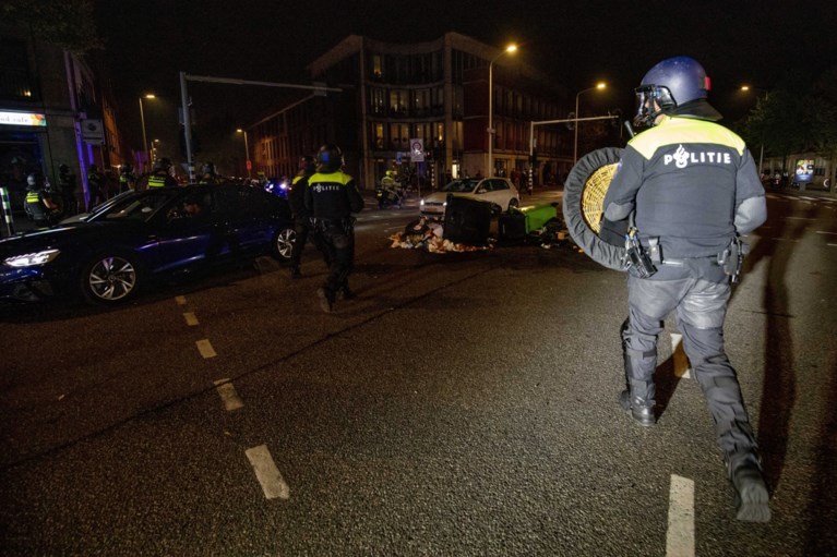 Opnieuw onrustig in Schilderswijk Den Haag: brandstichting en tientallen arrestaties