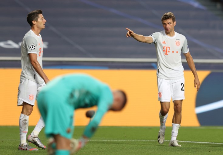 Bayern München naar halve finales Champions League na makkelijke winst tegen Barcelona (2-8)