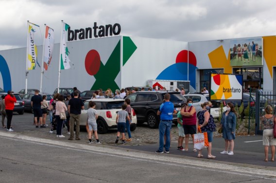 BBTK dreigt met stappen na chaos in Brantano-winkels: ‘Personeel stond te wenen’