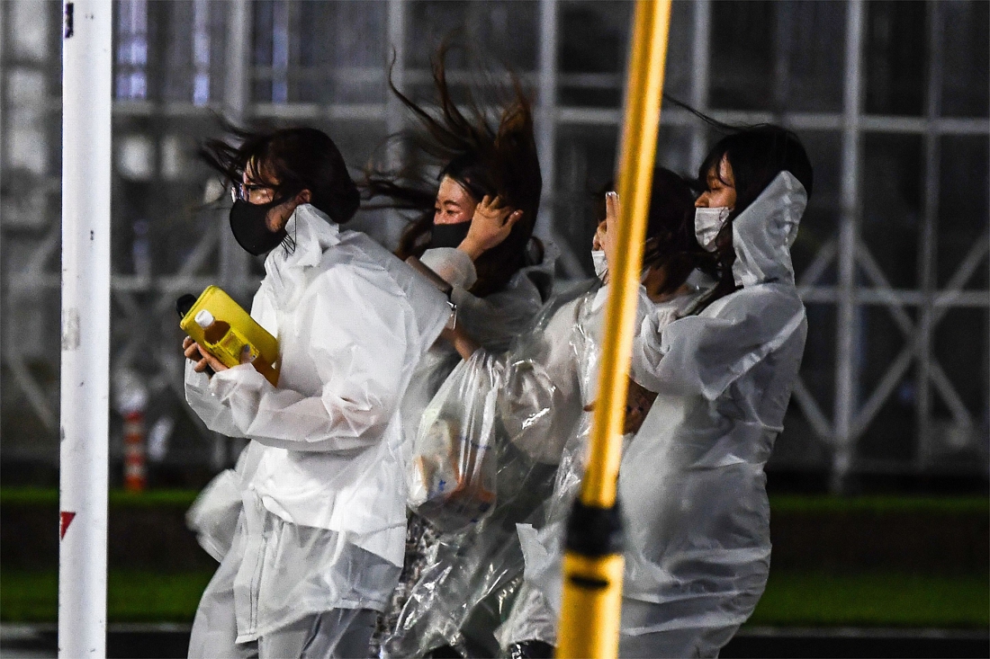 Millions of Japanese evacuate for Typhoon Haishen