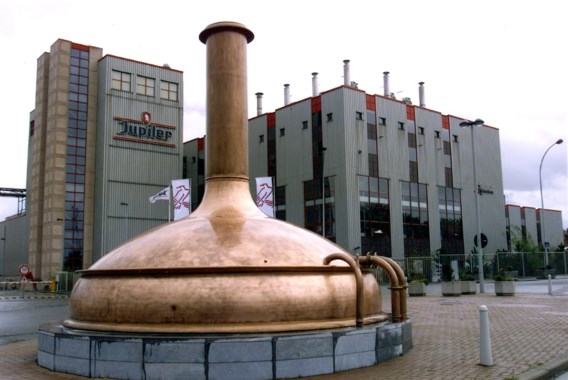 AB InBev laat dwangsommen uitvoeren wegens onveilige situatie aan brouwerij Jupille