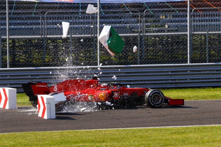 Sebastian Vettel ruilt zijn Ferrari vanaf volgend F1-seizoen in voor een Aston Martin