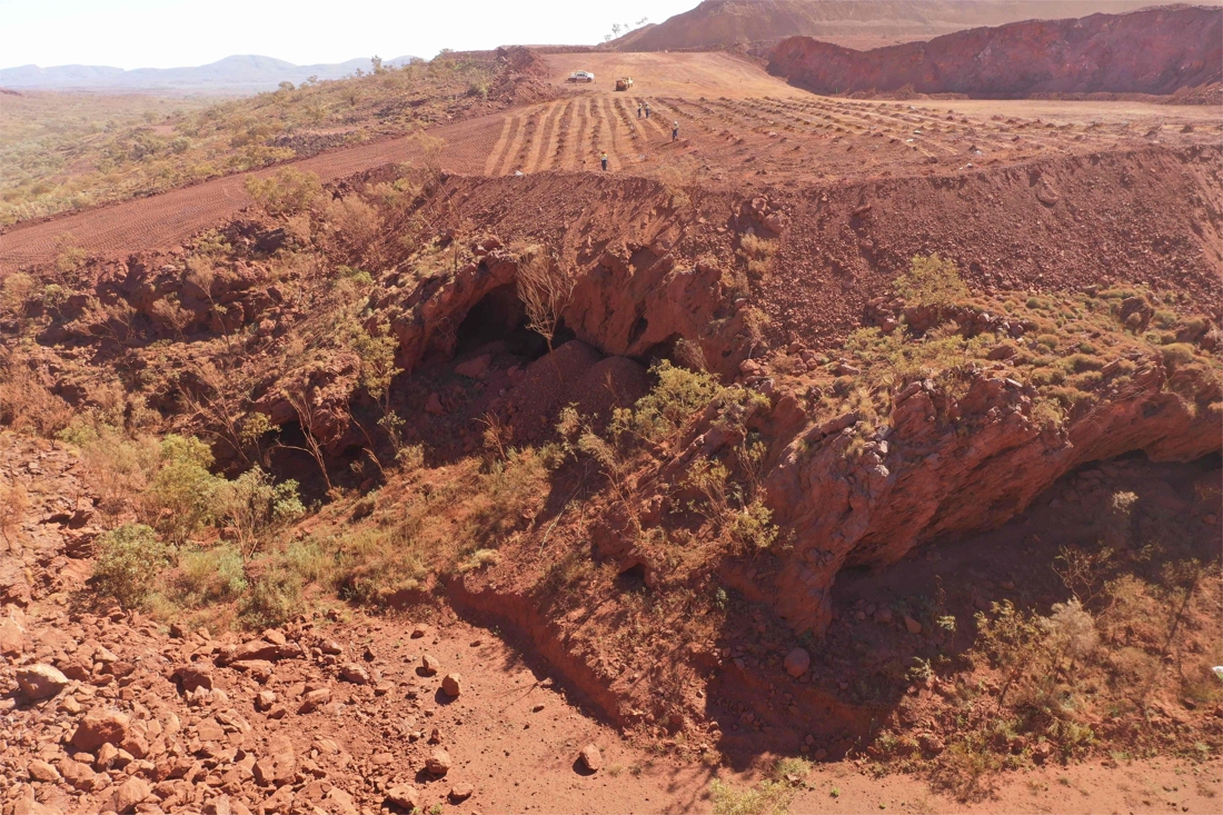 Ceo mining giant quits his job after blowing up Aboriginal caves