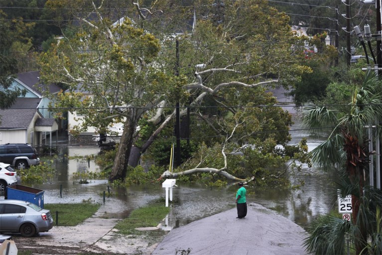 Storm Sally houdt lelijk huis in de VS