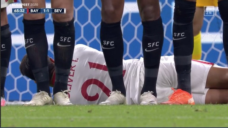 Sevilla probeerde alles en ook de VAR werkte niet mee, maar Bayern München wint de Europese Supercup na verlengingen