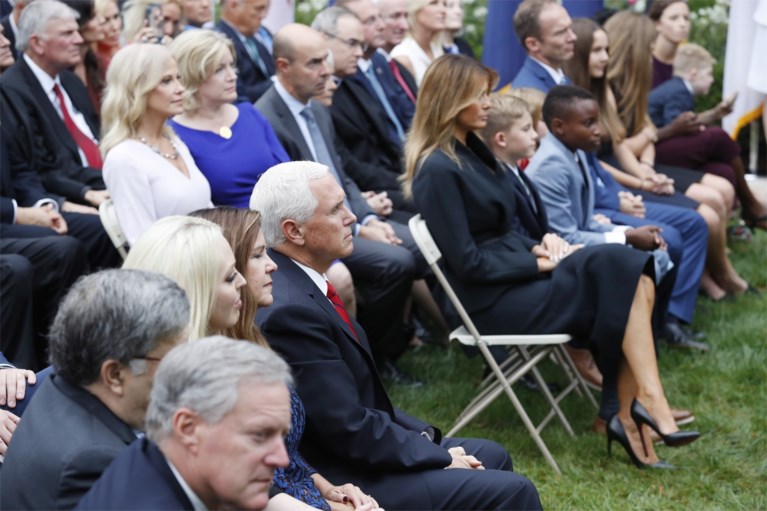 Cluster in het Witte Huis: ook entourage Trump besmet