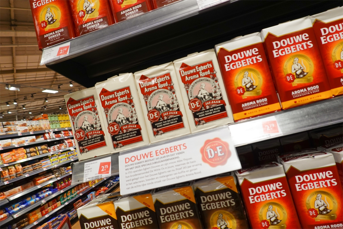 Caffeine war between Douwe Egberts and Nespresso