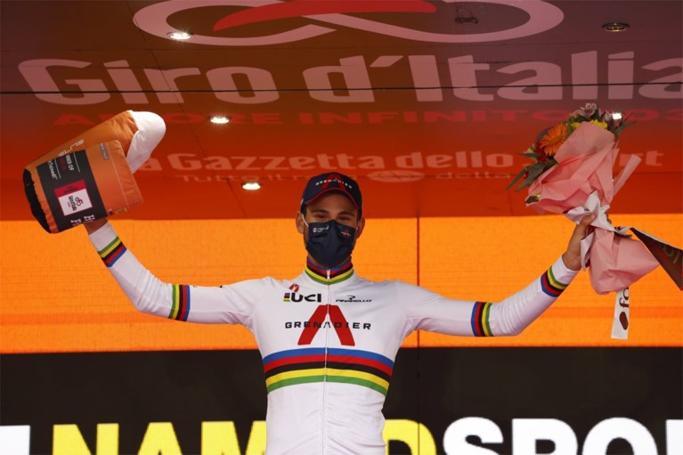 Victor Campenaerts sluit Giro af met knappe tweede plaats: “Blij dat ik naar huis mag, ben beetje over mijn top heen”