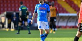 Napoli wint op bezoek bij Benevento, Dries Mertens na een uurtje naar de kant