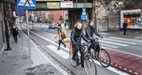 Politie start intern onderzoek na verkeersagressie met twee fietsers in Brussel
