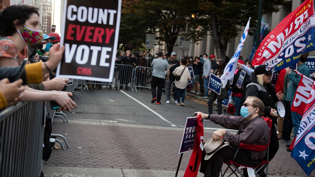 Clash between Trump and Biden supporters in Philadelphia