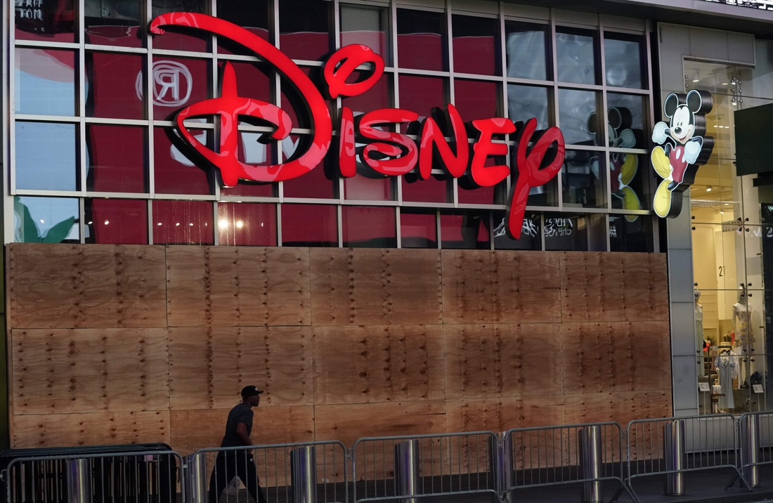 Crisis causes Disney to lose its first year in over 40 years