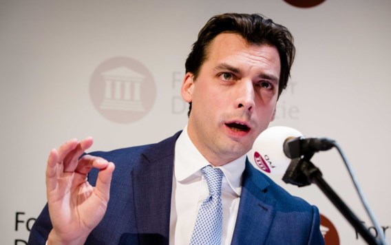 Thierry Baudet moet toch vertrekken nadat hij zich opnieuw k... - De Standaard