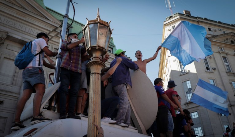 Diego Maradona begraven in Buenos Aires