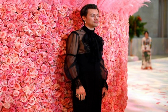 Wachtlijsten voor ‘Vogue’ met Harry Styles