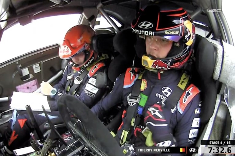 Thierry Neuville overleeft spectaculaire crash, maar moet weggetakeld worden na botsing: “Ik ben heel ontgoocheld”