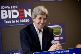 Biden stelt regering samen | Biden kiest Chinacriticus als handelsvertegenwoordiger
