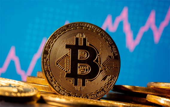 Bitcoin racet naar recordwaarde van 34.000 dollar