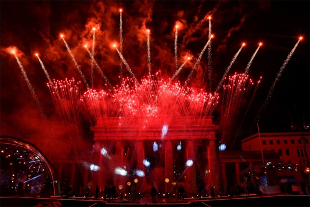 Wereld zet 2021 erg rustig in: wel vuurwerk, geen toeschouwe... - De  Standaard Mobile