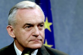 Vaccinatieschandaal ‘Jandagate’ verhit de gemoederen in Polen
