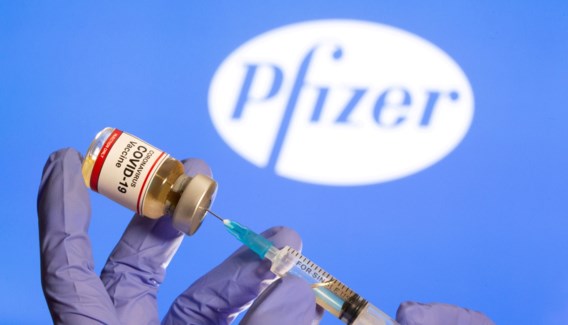 Nieuw licht op vertraging: Pfizer schroefde levering vaccins terug na kennis over zesde dosis